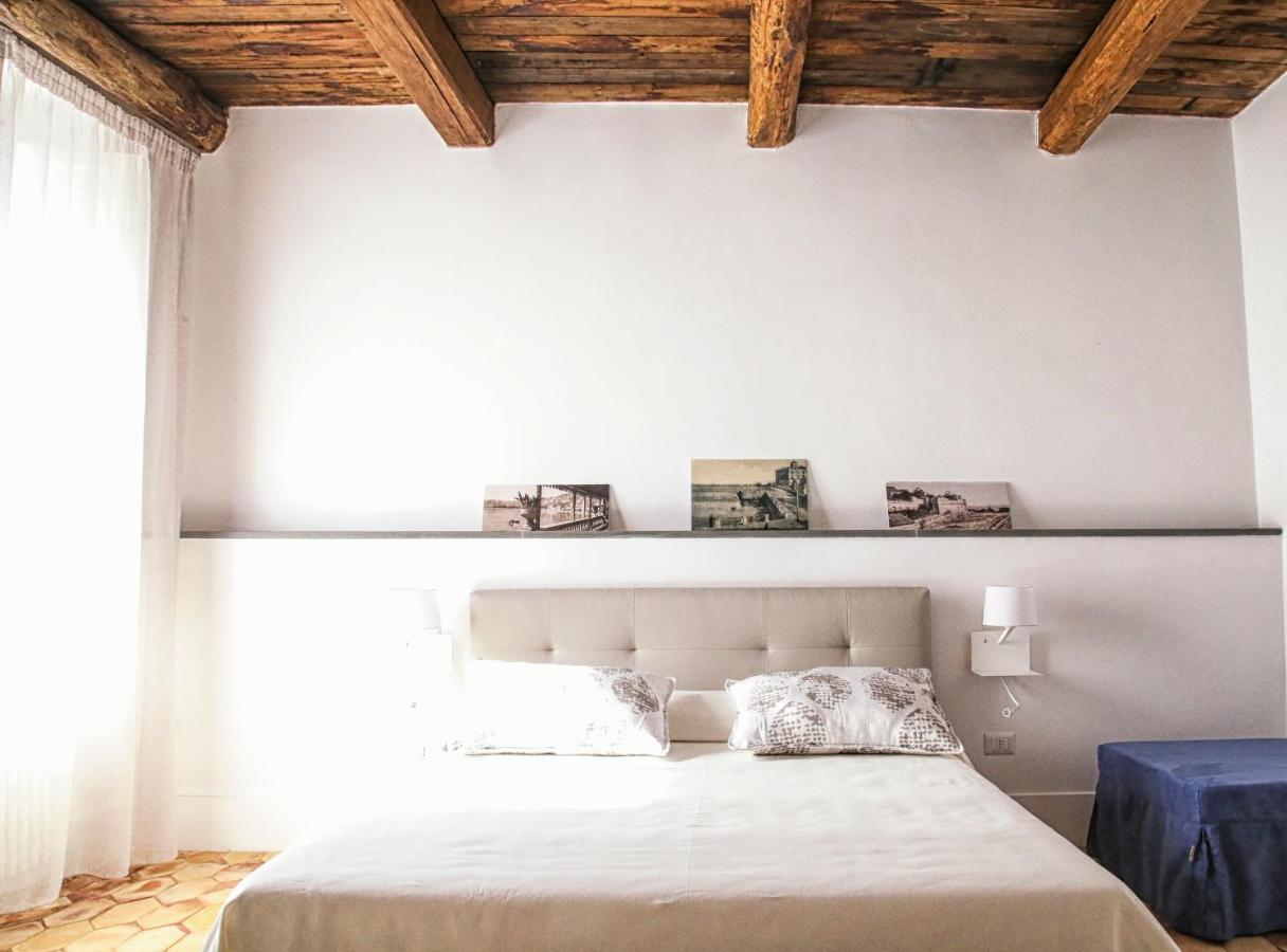 Residenza Ucci Ali Villa Кротоне Екстериор снимка