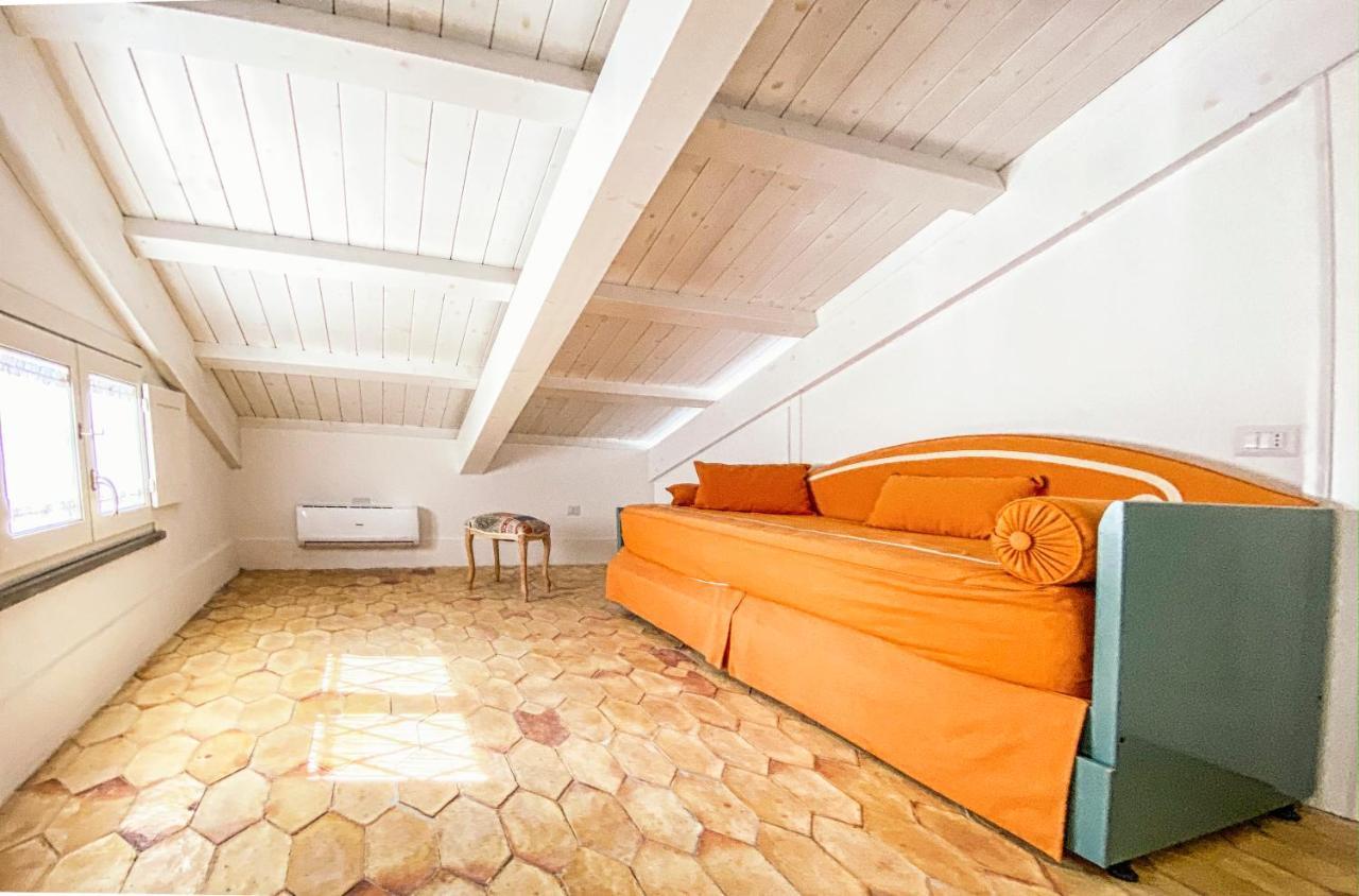 Residenza Ucci Ali Villa Кротоне Екстериор снимка